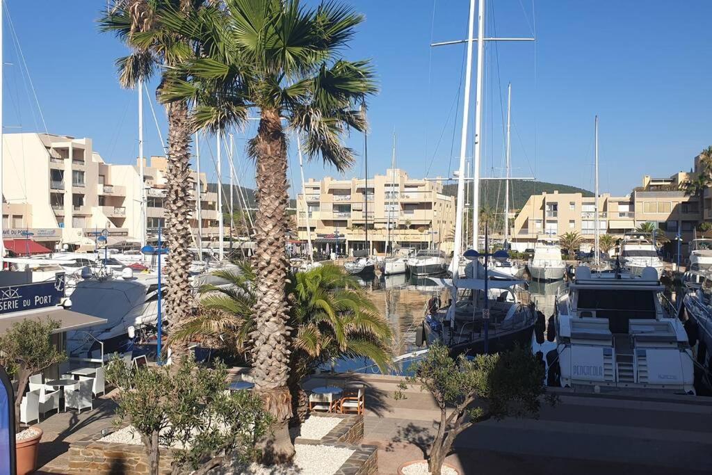 Face Mer Entre Plage Et Marina Bormes-les-Mimosas Exteriér fotografie